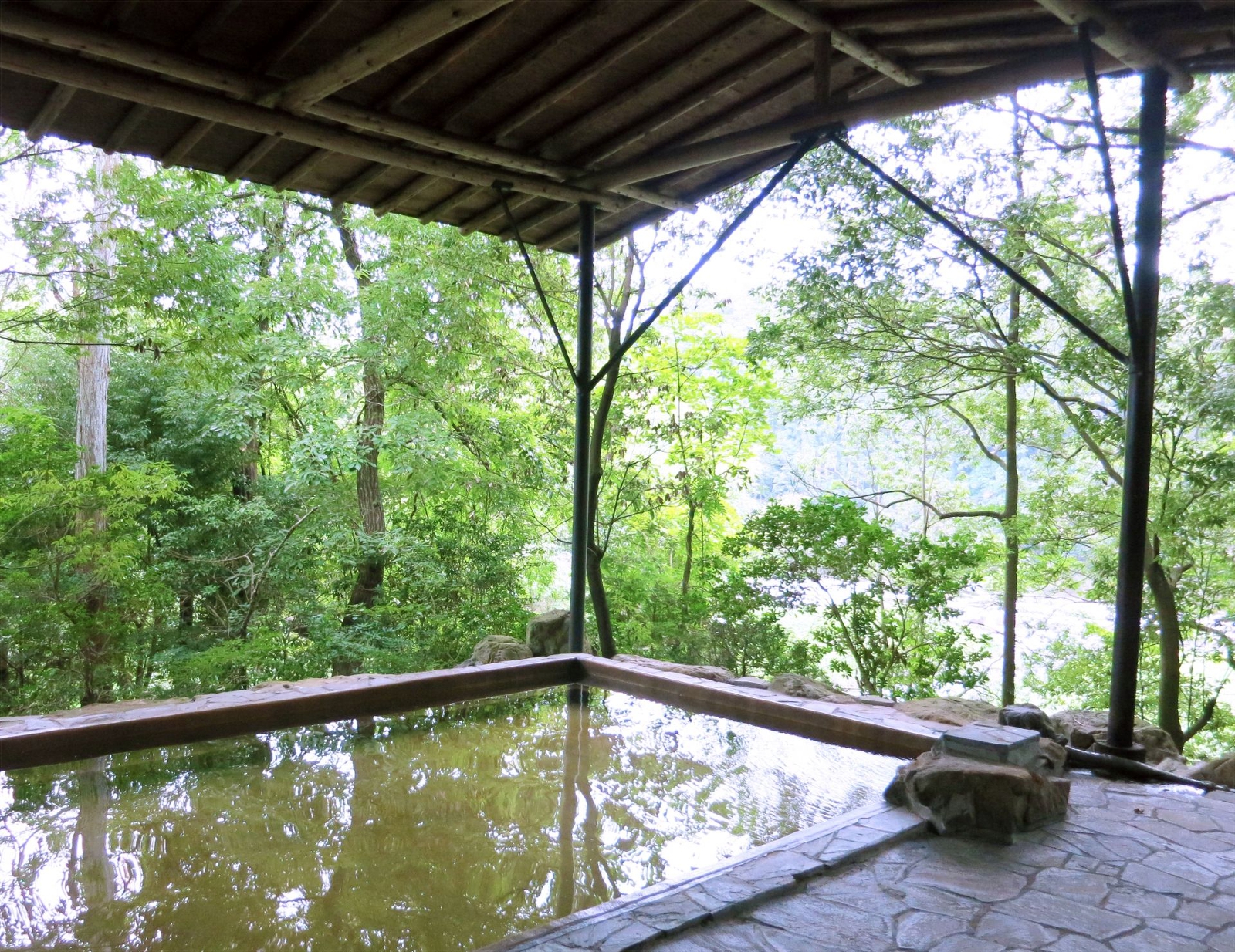 attraction of the open air bath