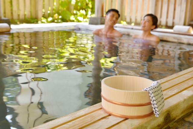 京都嵐山の温泉付きホテル 花筏が解説！カップルに温泉旅行がおすすめの理由 貸切風呂付きの部屋を提供