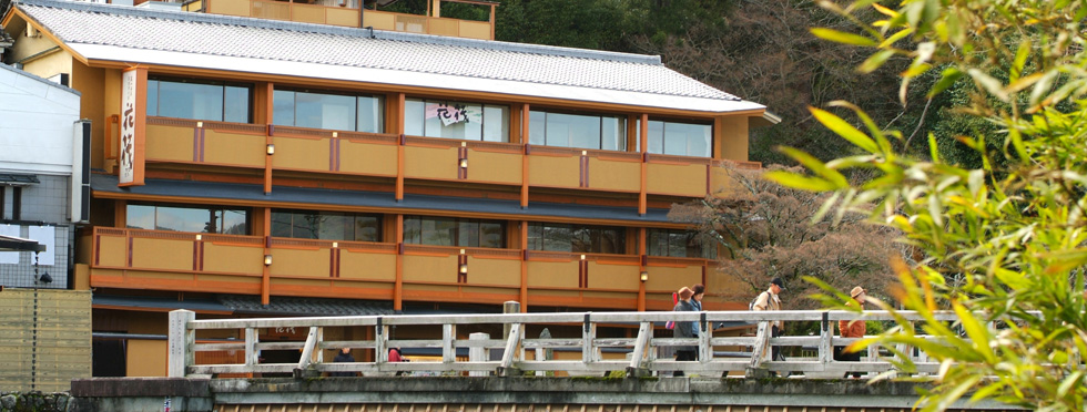 京都　日帰り温泉旅行　嵐山温泉　彩四季の宿　花筏