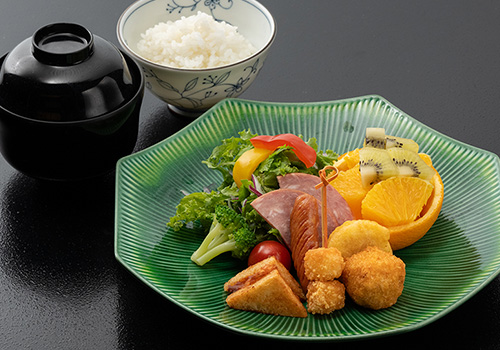 お子様朝食　2,200円（サ込税込）
