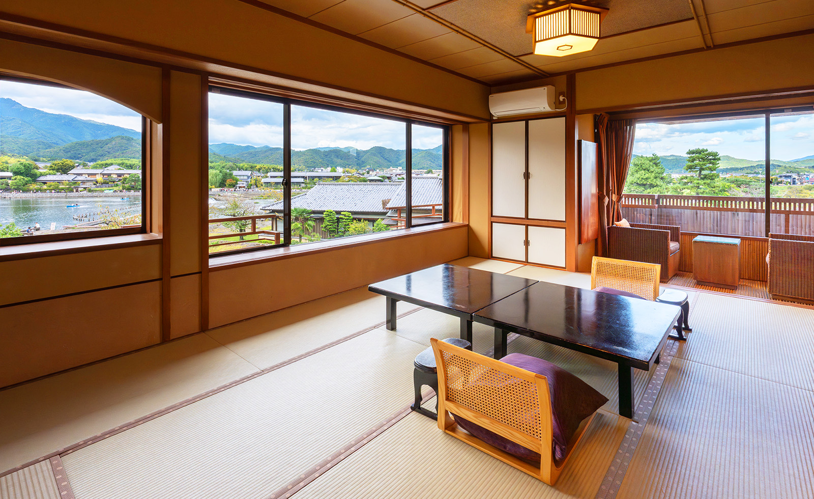 嵐山温泉 彩四季の宿 花筏